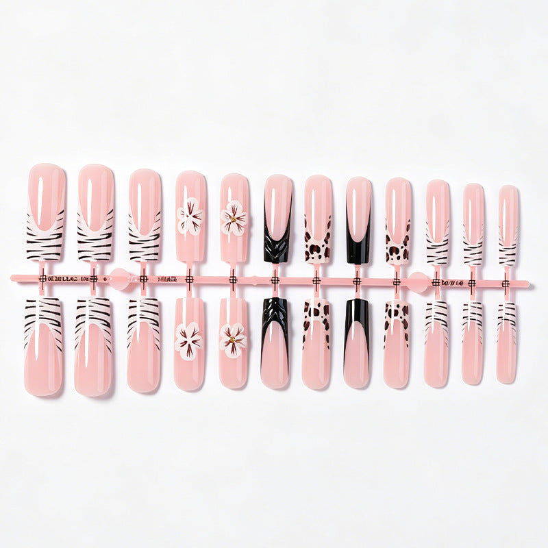 Artistic Nail Art Press-On Set with Floral and Animal Patterns Bowlift