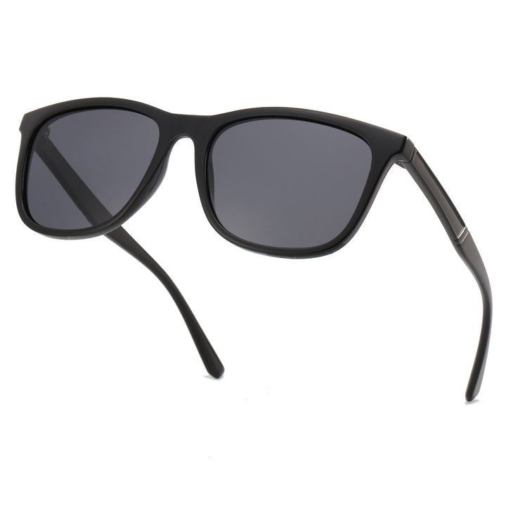Women's fashionable sunglasses with sturdy matte frame Bowlift