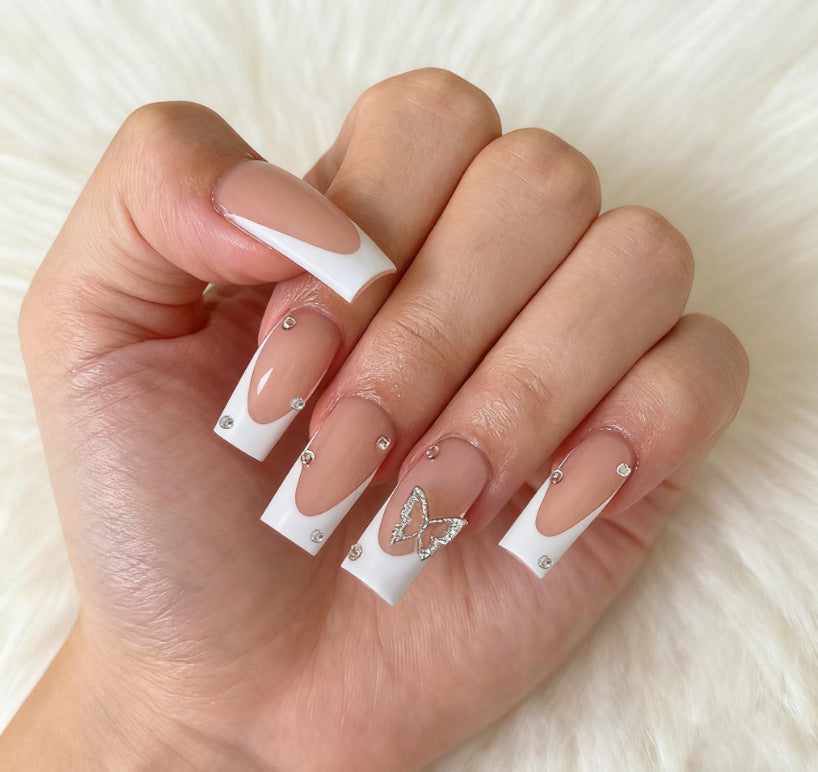 Artful Nail Set with Butterfly Decoration Bowlift