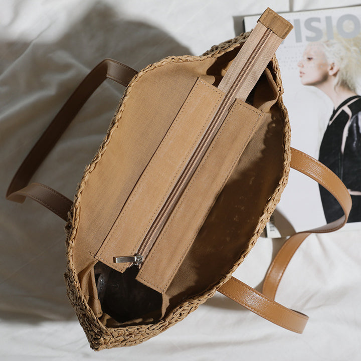 Handmade straw bag Bowlift