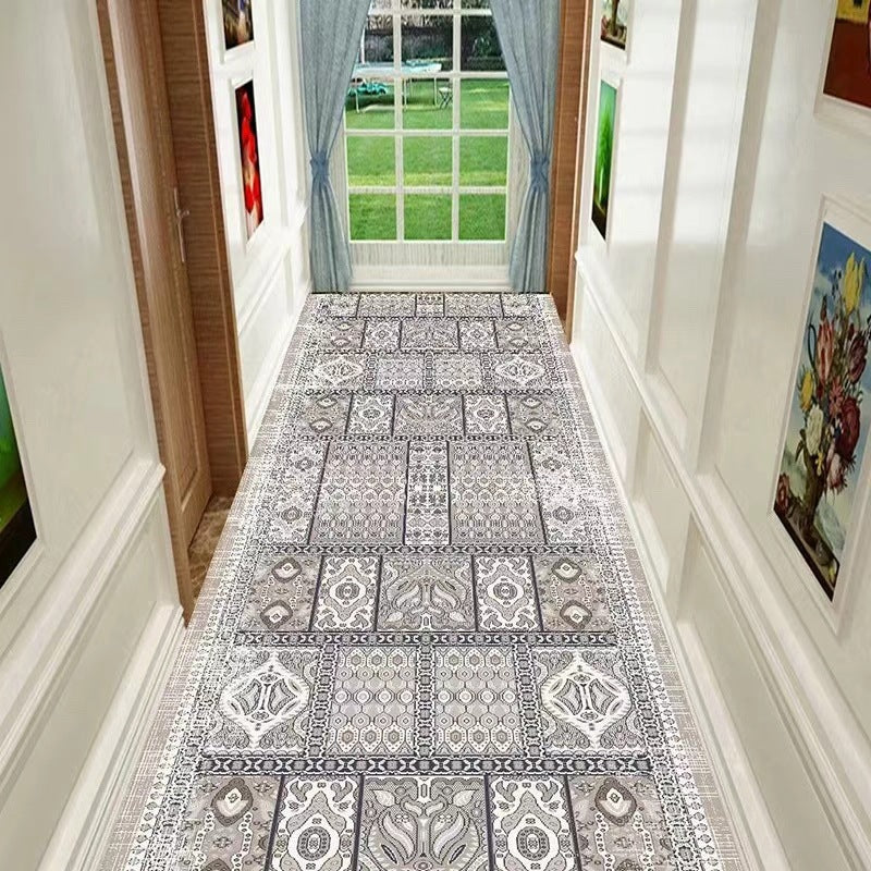 Vintage Inspired Runner Rug Bowlift