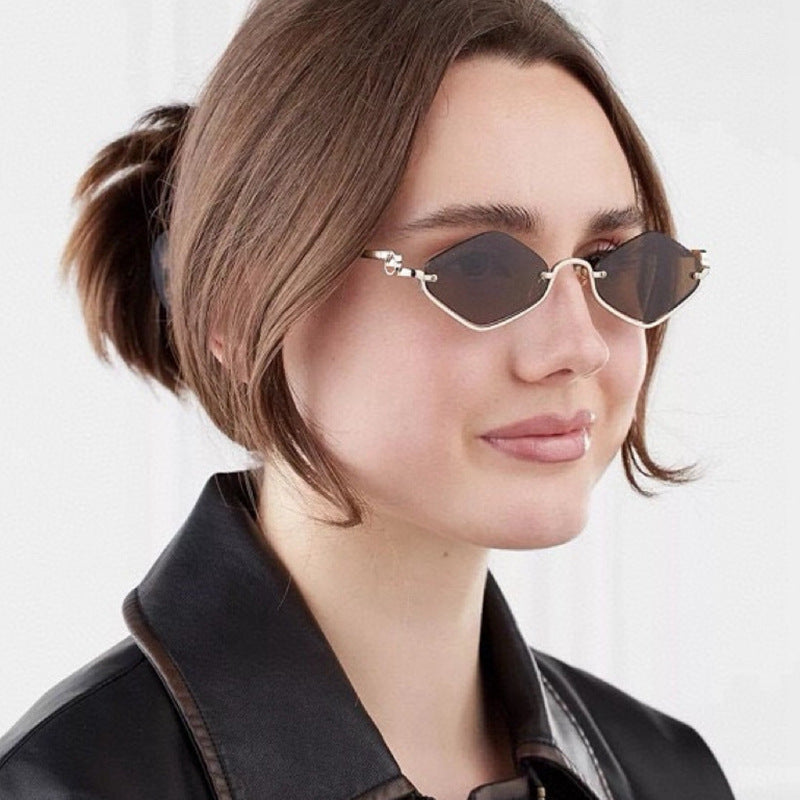 Women's stylish sunglasses Bowlift