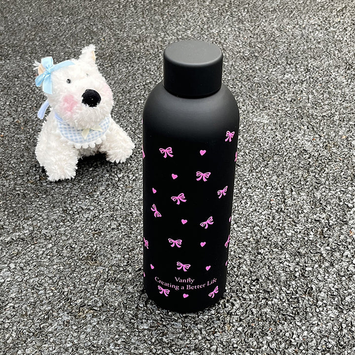 Ladies insulated drinking bottle with floral design and hygienic closure system Bowlift