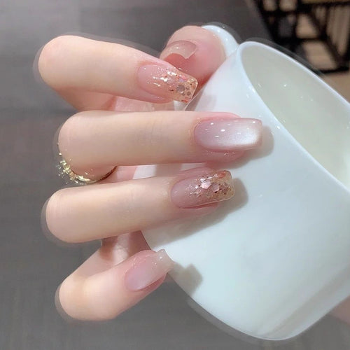 Artificial nails with glitter finish Bowlift