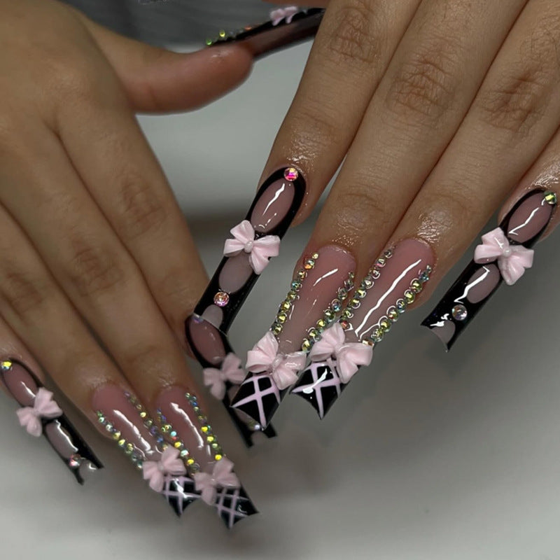 Glamorous Artificial Nails Bowlift