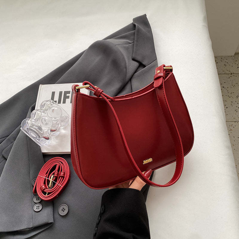 Sleek Minimalist Handbag Bowlift