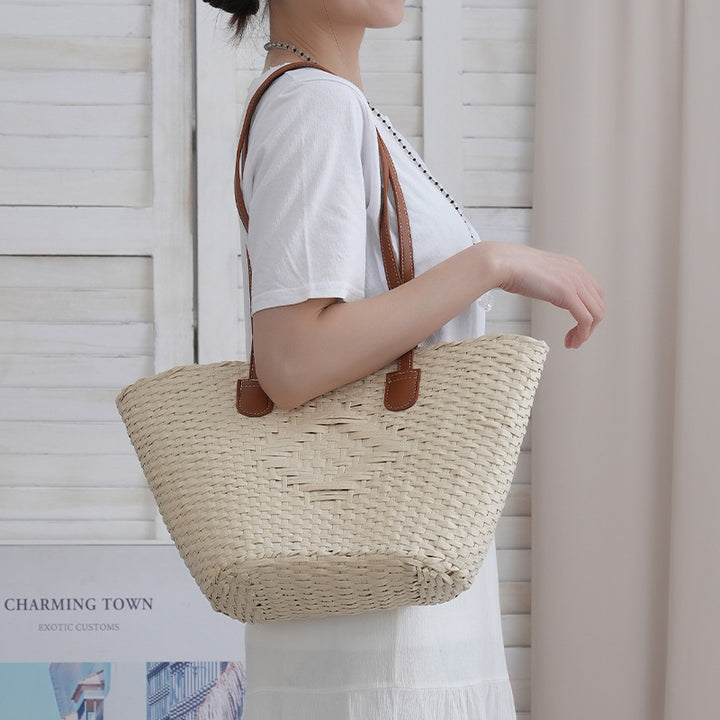 Elegant basket bag with high-quality leather handles Bowlift