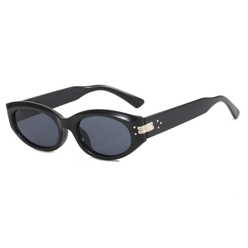 Women's fashionable sunglasses in elegant retro style Bowlift