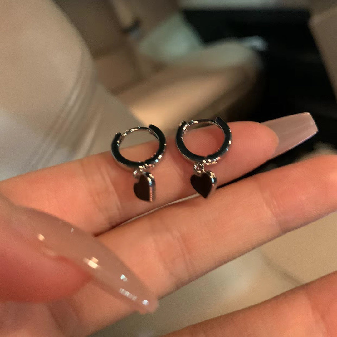 Heart-Shaped Charm Hoop Earrings Bowlift