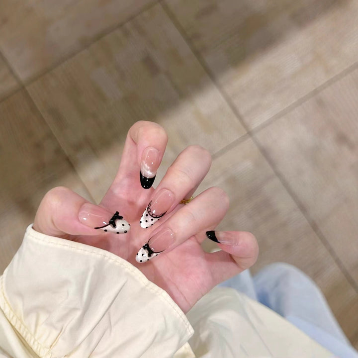 Decorative Press-On Nail Art Set Bowlift