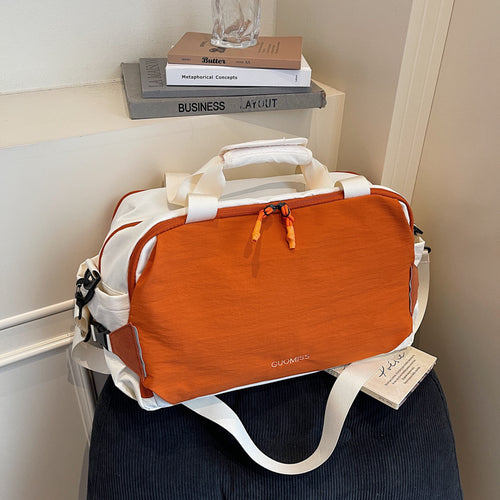 Versatile Structured Travel Duffle Bowlift