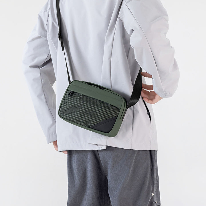 Shoulder bag with multifunctional design Bowlift