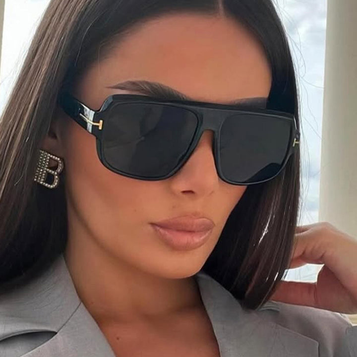 Women’s fashionable square sunglasses with trendy tortoiseshell pattern Bowlift