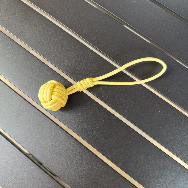 Multifunctional Knot Keychain Accessory Bowlift