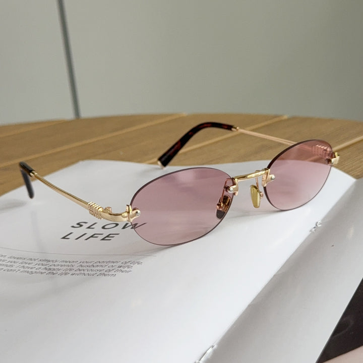 Chic Cat-Eye Frame Glasses Bowlift
