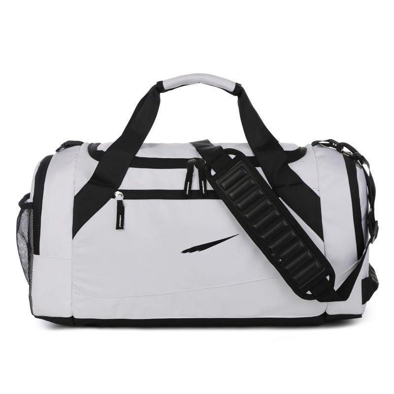 Durable sports travel bag with innovative storage Bowlift