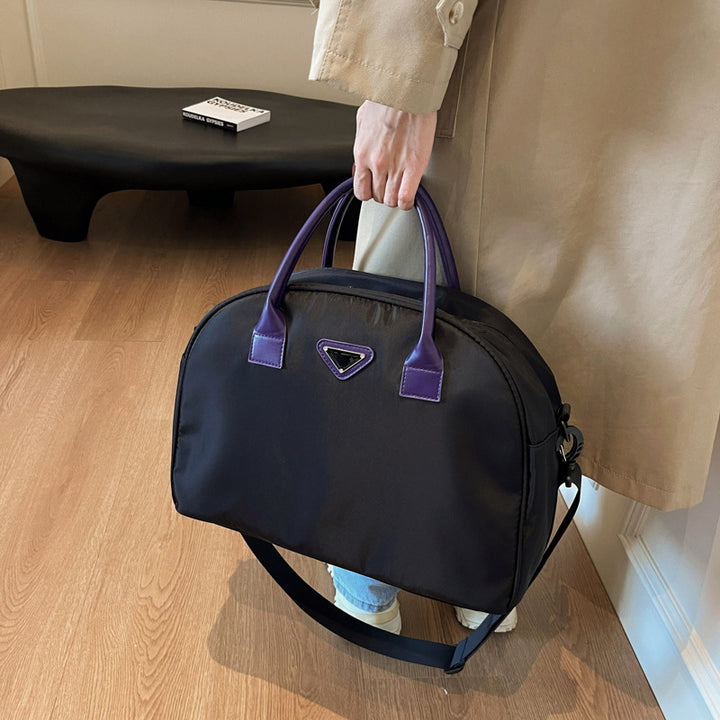 Elegant Structured Handbag Bowlift