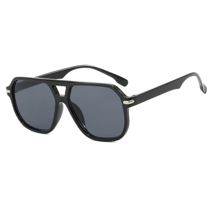 Women's fashionable sunglasses with protective UV filter and stylish lenses Bowlift