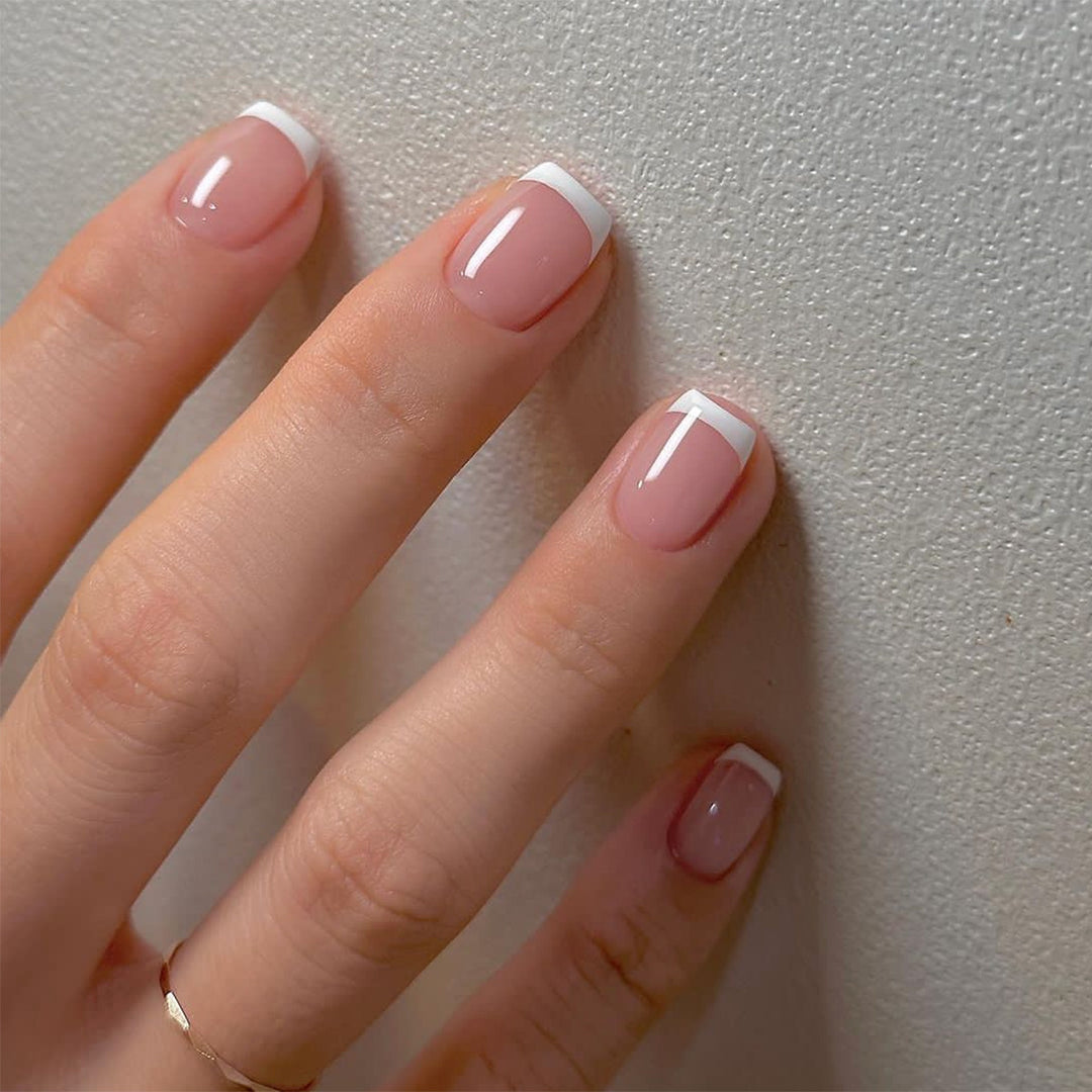Luxury artificial nail set with sparkling crystal decorations Bowlift