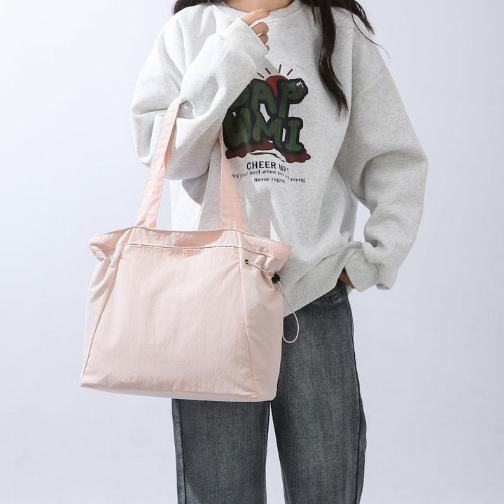 Spacious Multi-Functional Travel Tote Bowlift
