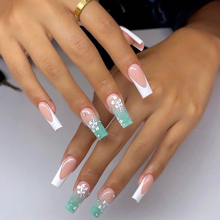 Artificial nail set with unique patterns Bowlift
