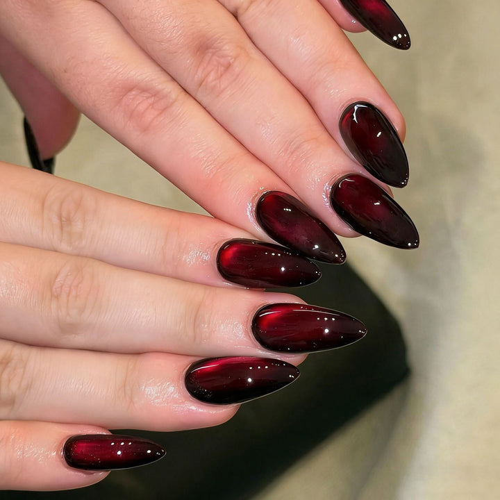Artificial nails in elegant lace design Bowlift