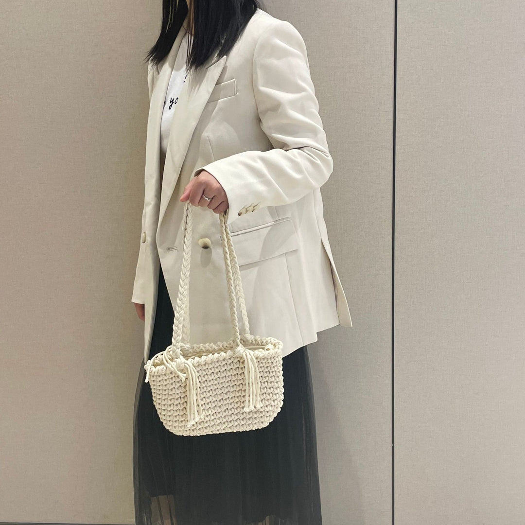 Hand-knotted shoulder bag Bowlift