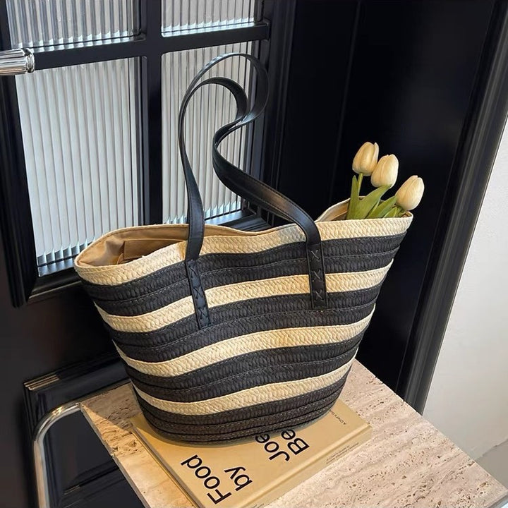 Beach bag with sturdy leather handles Bowlift