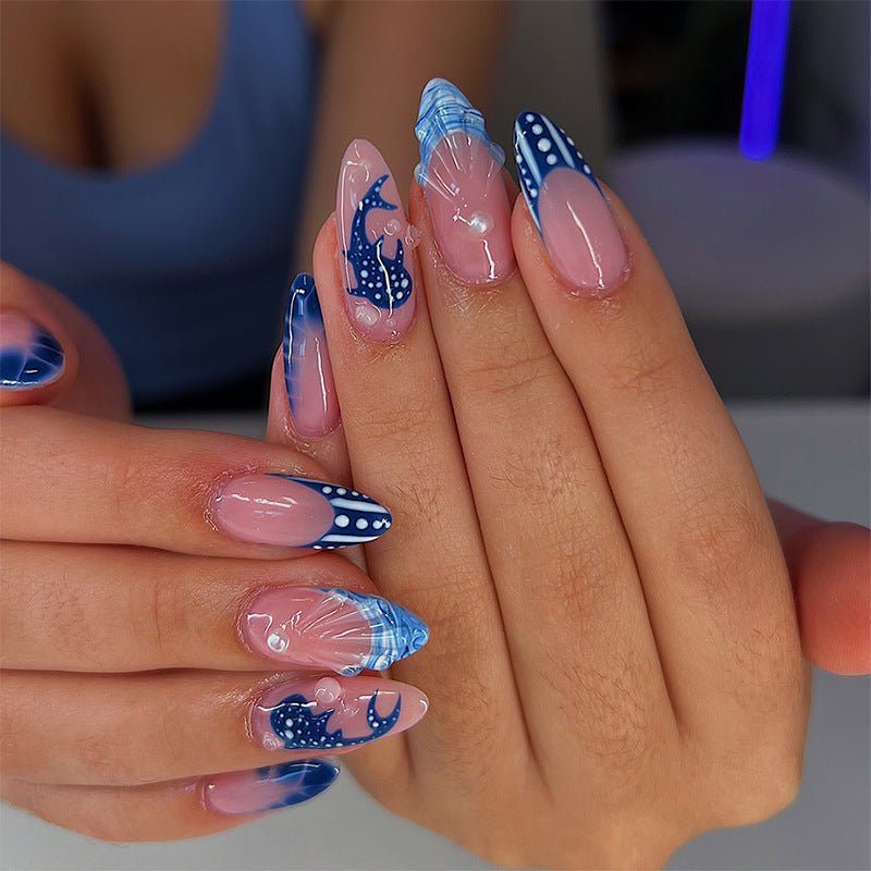 Artful Nail Tips with Maritime Designs Bowlift