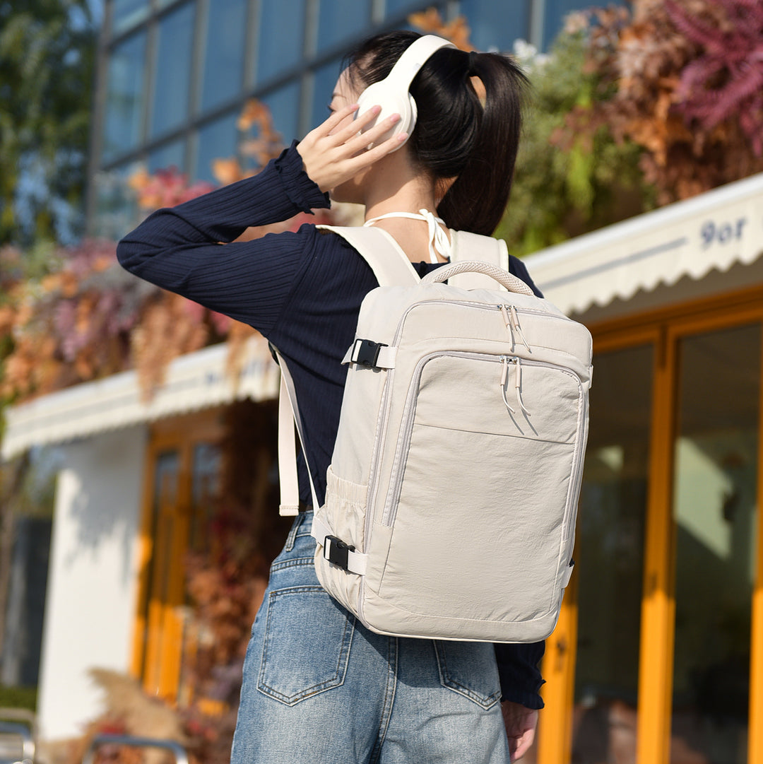 Backpack with multiple compartment system Bowlift