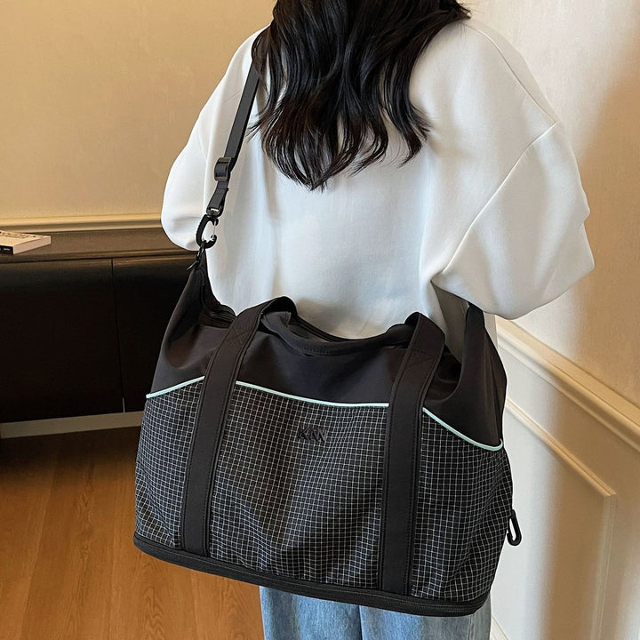 Multi-Functional Travel Duffle Bag Bowlift