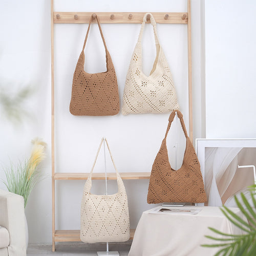 Handcrafted straw shoulder bag Bowlift