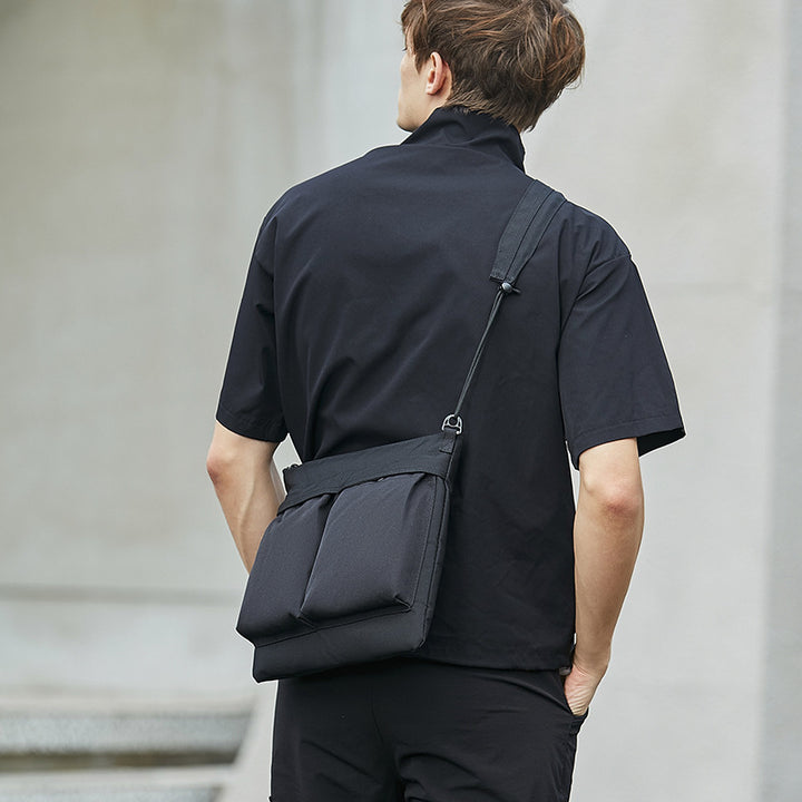 Modern Utility Crossbody Bag Bowlift
