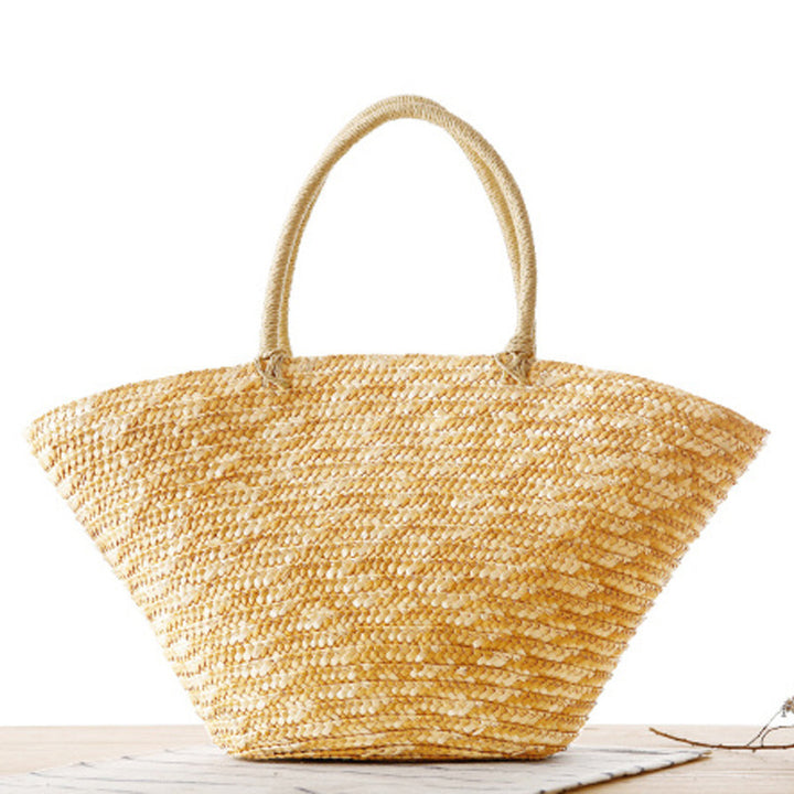 Elegant straw bag with floral accents Bowlift