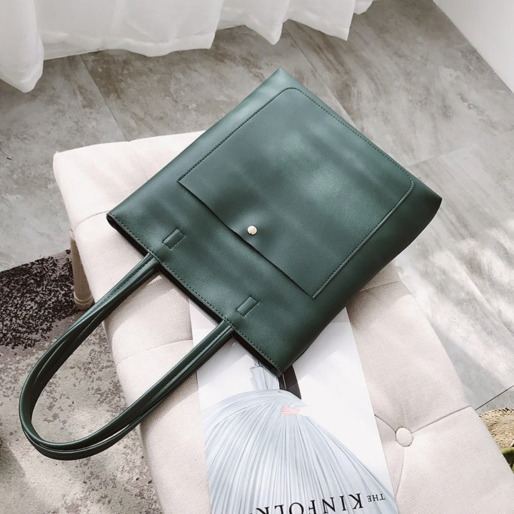 Elegant Leather Handbag Bowlift