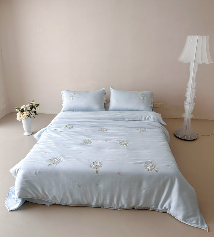 Elegant embroidered cotton satin bedding set with floral bouquet appliqués Bowlift