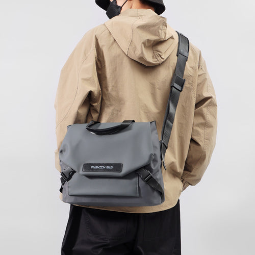 Stylish Waterproof Messenger Bag Bowlift
