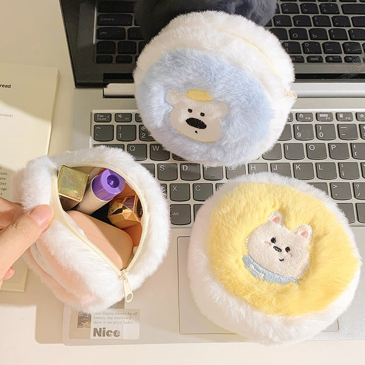 Fluffy animal motif cushion Bowlift