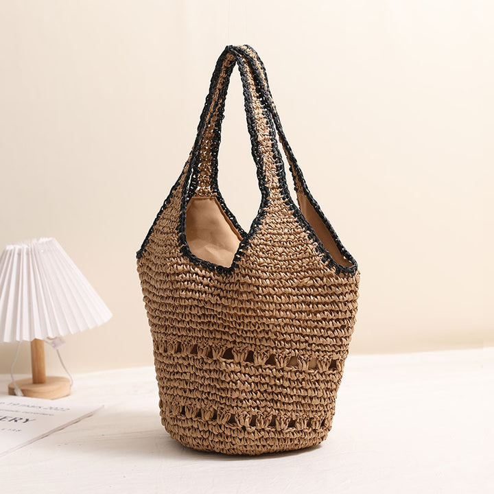 Handmade straw bag with decorative details Bowlift