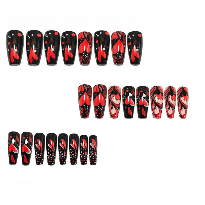 Nail art with romantic heart design Bowlift