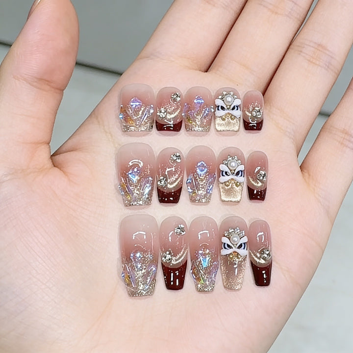 Glamorous Customizable Press-On Nail Art Bowlift