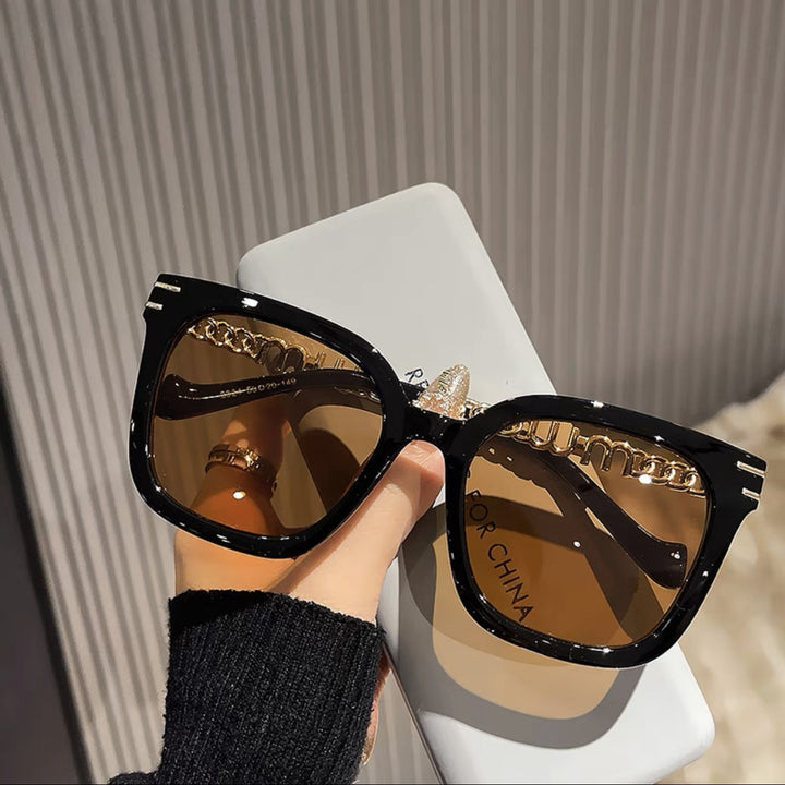 Ladies Designer Sunglasses with Elegant Metal Frame and Mirrored Lenses Bowlift