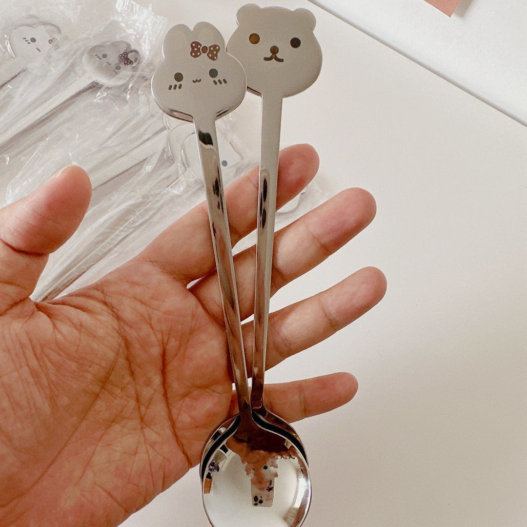 Playful teaspoons with animal motifs Bowlift