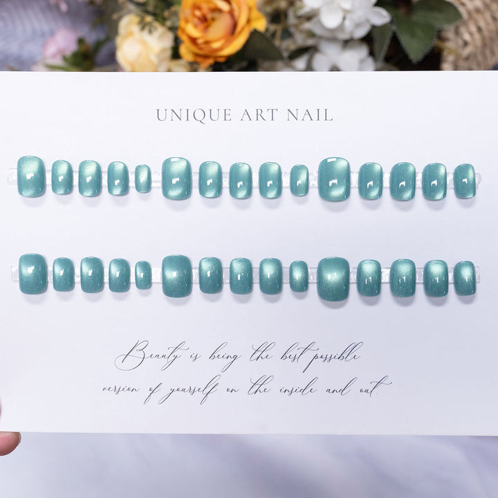 Elegant Press-On Nail Art Set