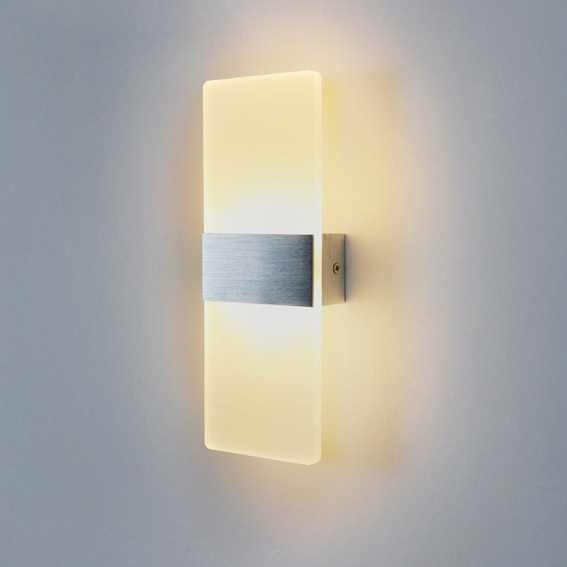 Solar-Powered Outdoor Step Lighting Fixture