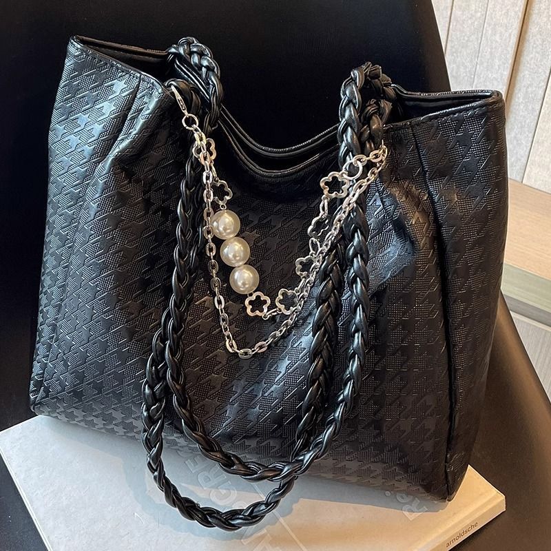 Chic Braided Handle Tote Bowlift
