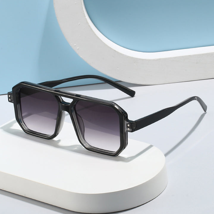 Ladies fashionable sunglasses in modern octagonal design Bowlift