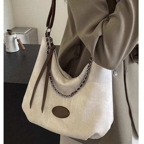 Casual Chic Handbag Bowlift