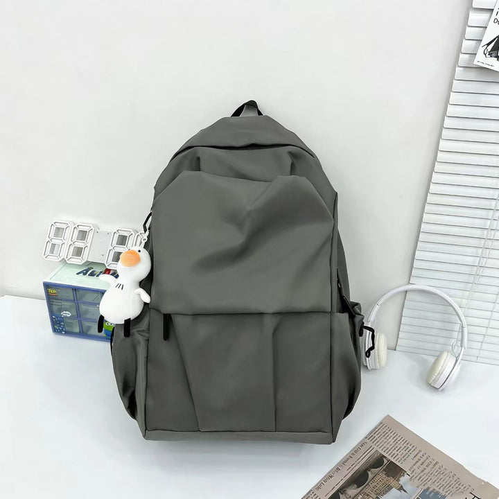 Functional backpack with innovative storage concept Bowlift