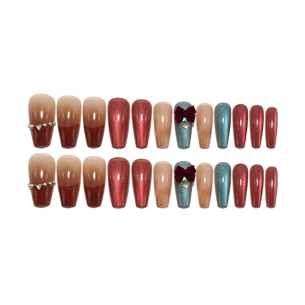 Artificial nails in elegant glamour design Bowlift